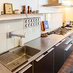 Apartmán Charming Chic In Upper Marais 160m