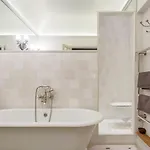 Charming Chic In Upper Marais 160m