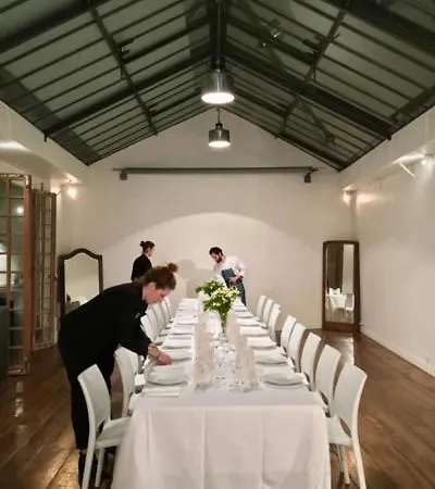 Charming Chic In Upper Marais 160m