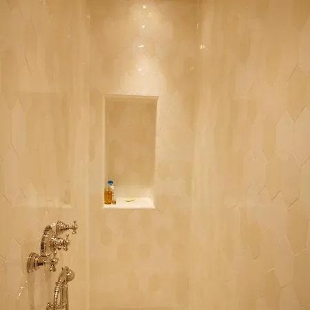 Charming Chic In Upper Marais 160m Apartment *
