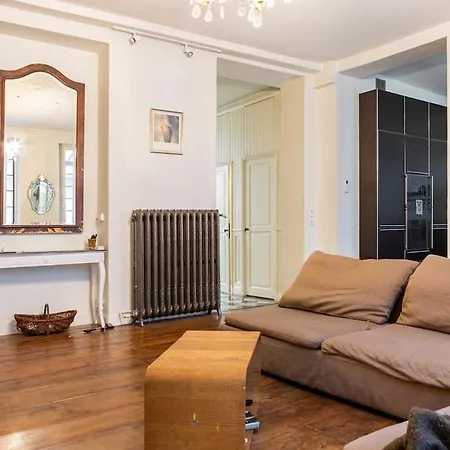 Charming Chic In Upper Marais 160m *
