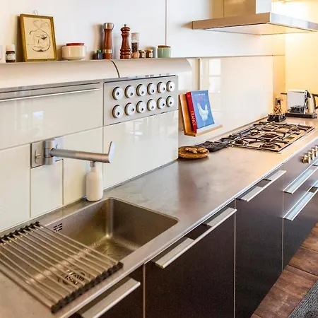 Apartment Charming Chic In Upper Marais 160m