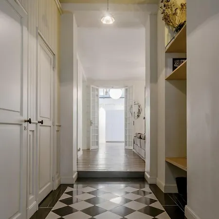 Charming Chic In Upper Marais 160m *