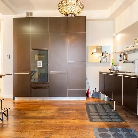 Charming Chic In Upper Marais 160m *