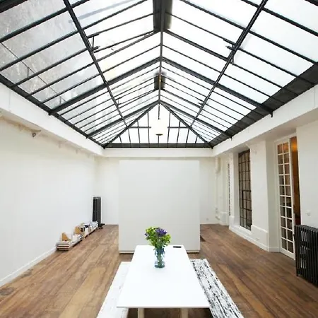 Charming Chic In Upper Marais 160m *