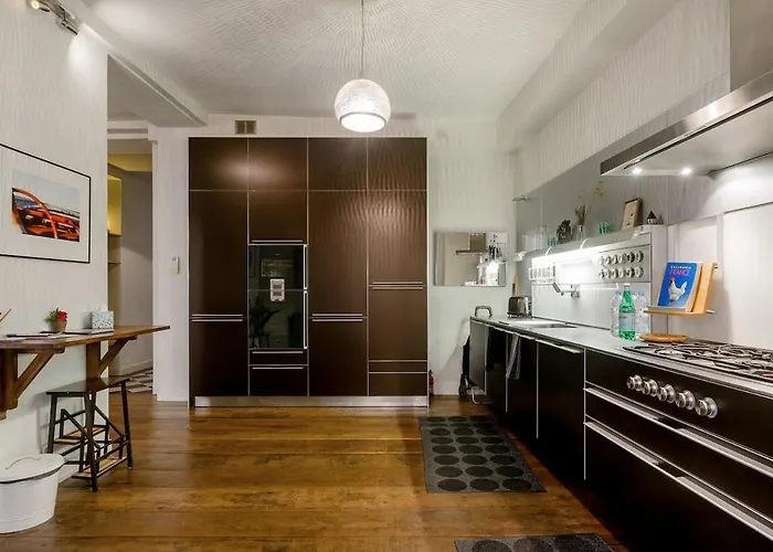 Charming Chic In Upper Marais 160m